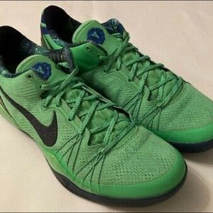 Nike Kobe 8 System Elite Superhero 2013 Size 12 Used NO HOLES ON BOTTOM.